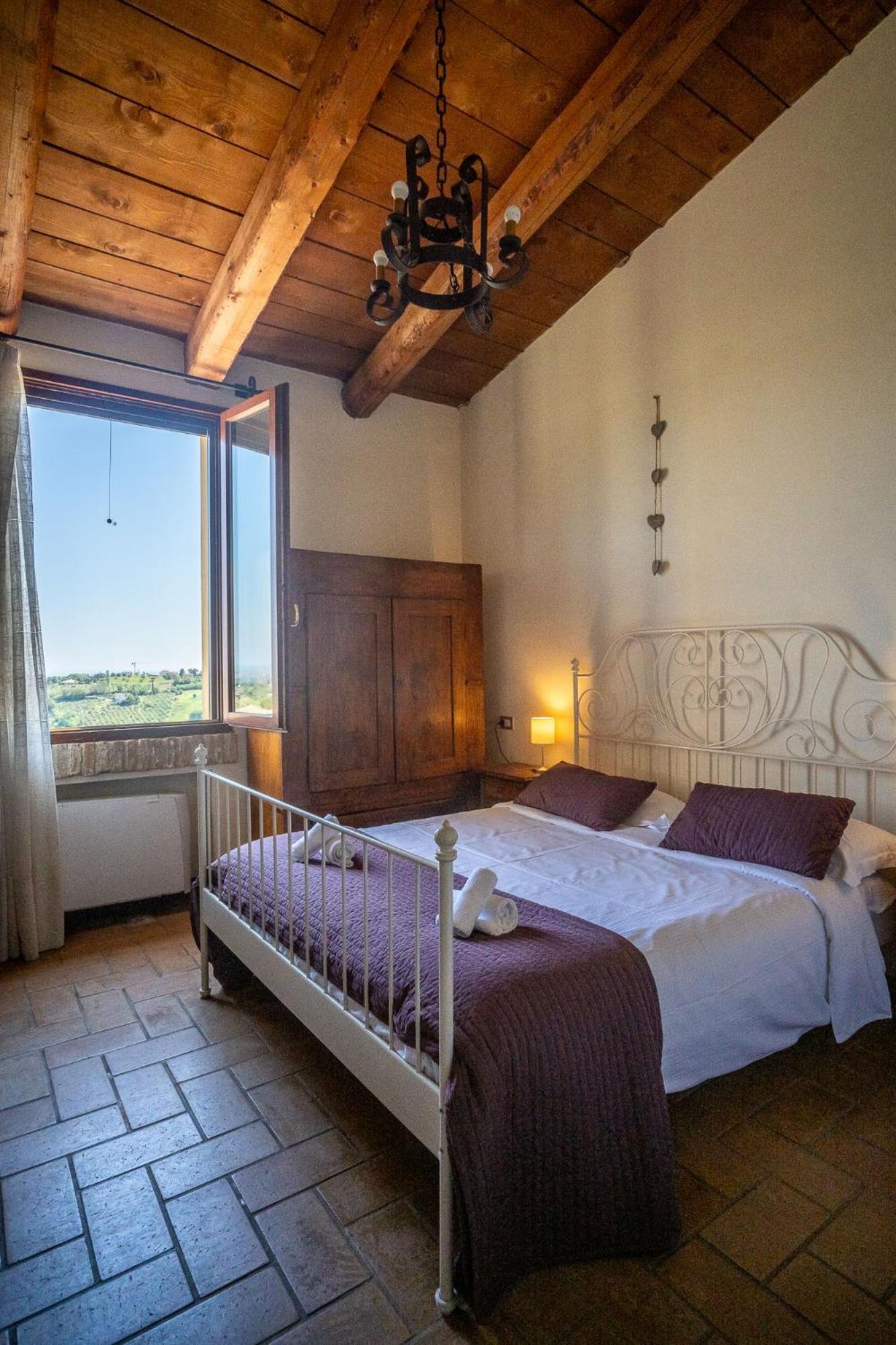 Il Castellaro Bed & Breakfast Borghi Exterior photo