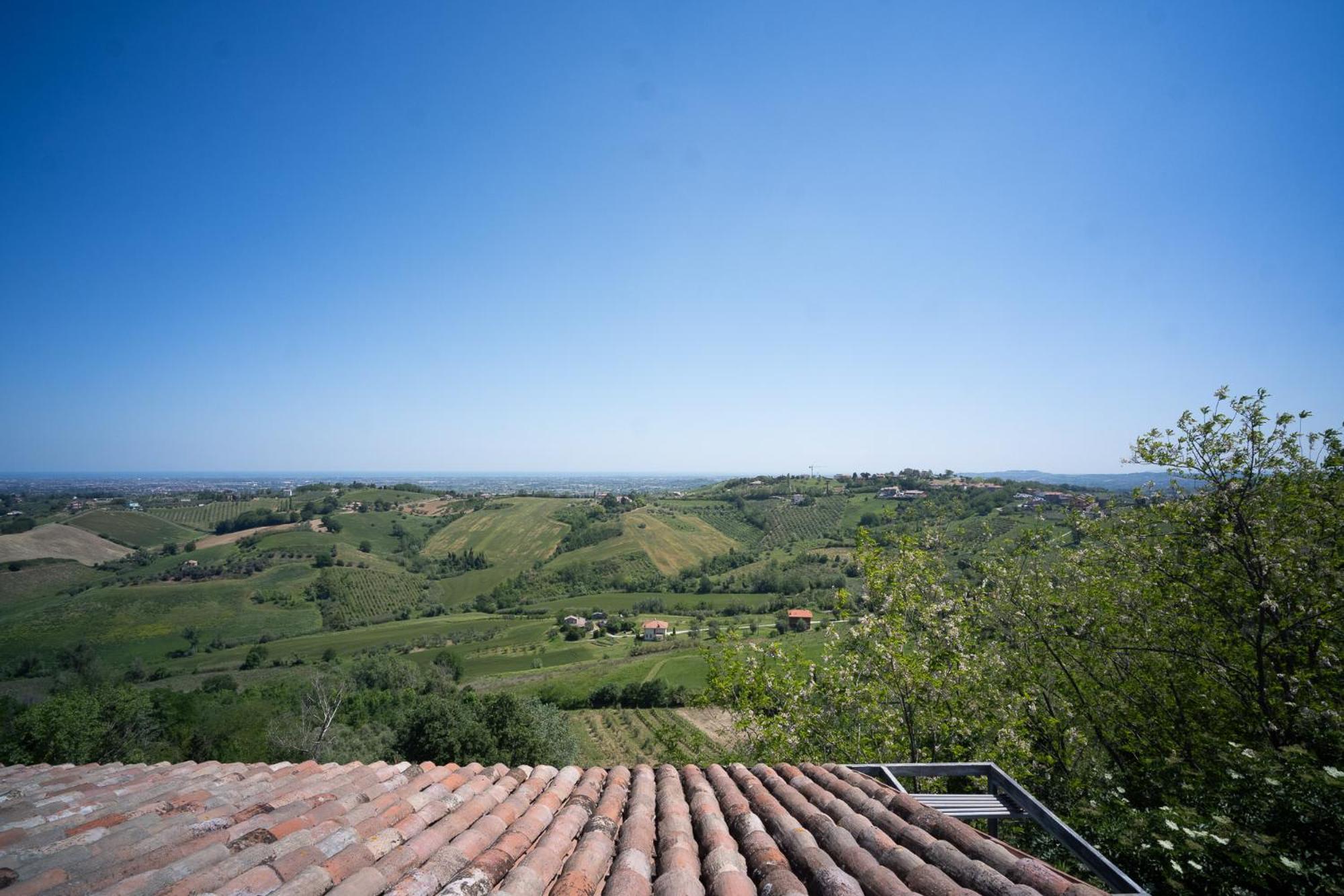 Il Castellaro Bed & Breakfast Borghi Exterior photo